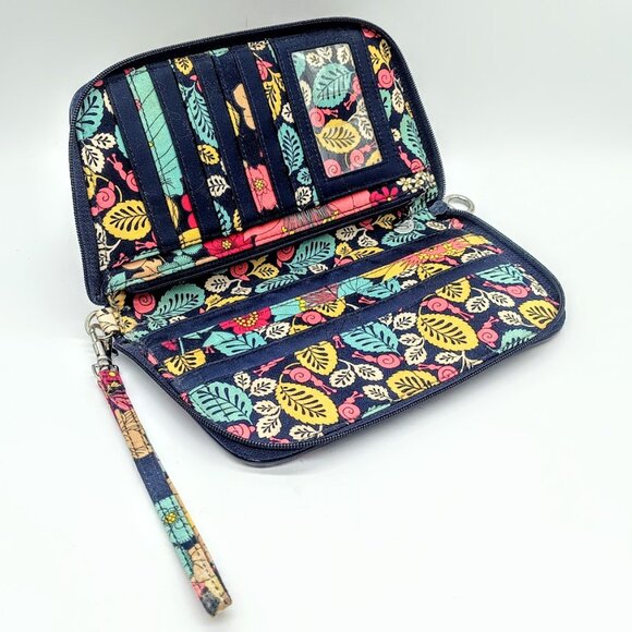Vera Bradley Happy Snails Patchwork Wristlet Wallet - Picture 3 of 6